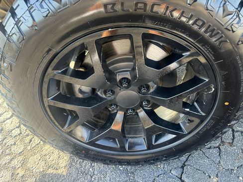 Used 2019 RAM 1500 Big Horn AWD/4WD image 10