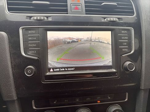 Used 2016 Volkswagen GTI S FWD image 24