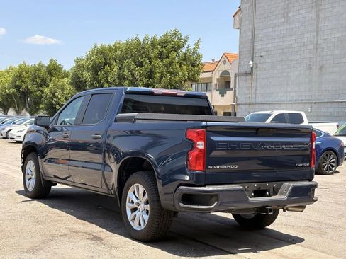 Used 2021 Chevrolet Silverado 1500 Custom RWD image 2