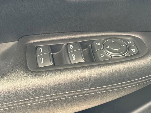 Used 2023 Cadillac XT5 Premium Luxury image 12