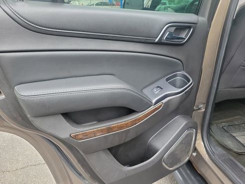 Used 2016 Chevrolet Tahoe LS AWD/4WD image 16