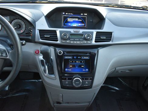 Used 2014 Honda Odyssey EX image 19