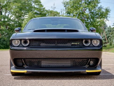 Used 2023 Dodge Challenger SRT Hellcat Redeye RWD image 2