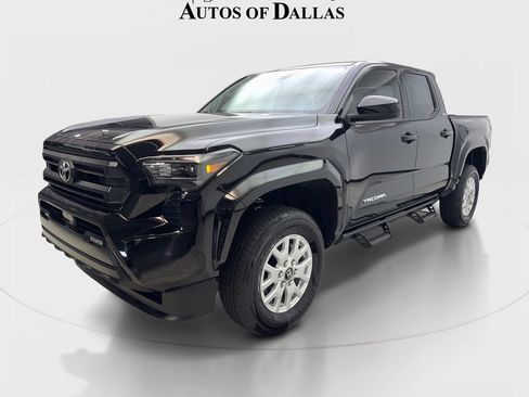 Used 2026 Toyota Tacoma SR5 AWD/4WD image 2