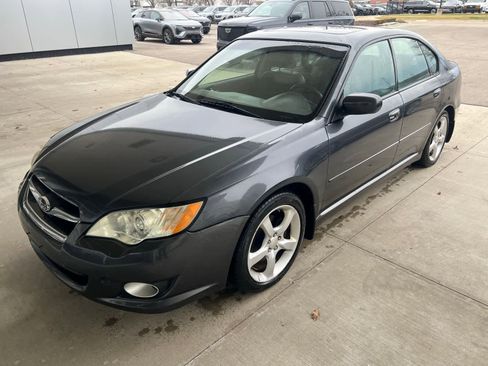 Used 2008 Subaru Legacy 2.5i Limited image 1