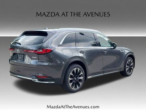 New 2026 MAZDA CX-90 Plug-In Hybrid w/ Premium Plus AWD/4WD image 4