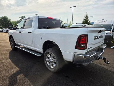 Used 2025 RAM 2500 Big Horn AWD/4WD image 14