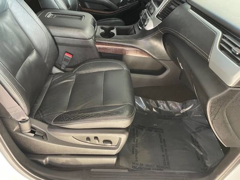 Used 2016 GMC Yukon XL SLE w/ Convenience Package image 33