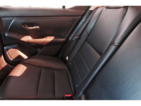 Used 2024 Nissan Sentra SR w/ SR Premium Package FWD image 14