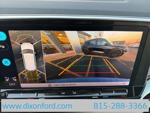 New 2026 Volkswagen Atlas SEL Premium R-Line image 11