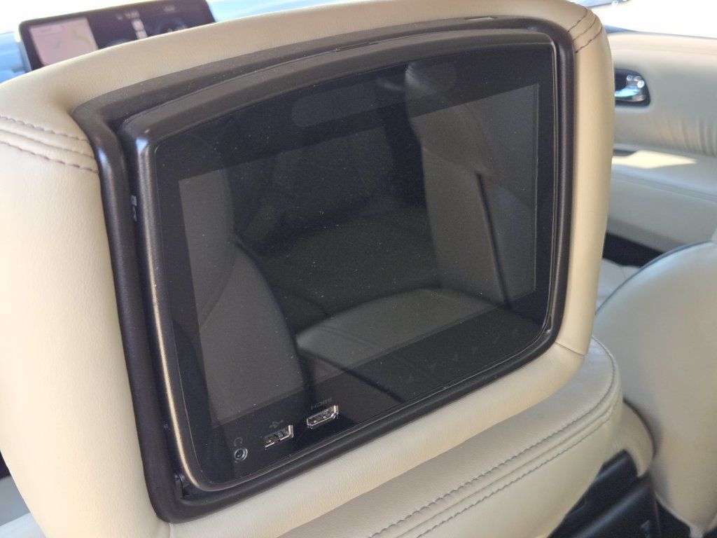 Used 2021 Nissan Armada Platinum w/ Captain's Chairs Package RWD image 31
