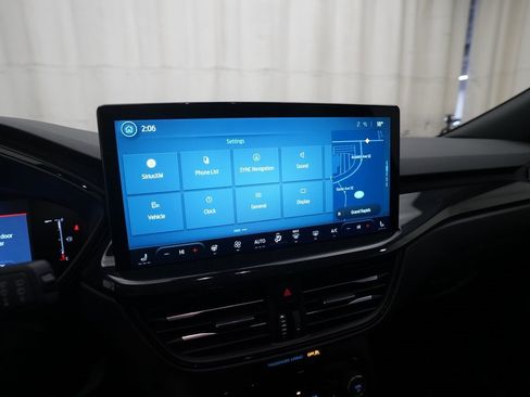 Used 2025 Ford Escape ST-Line w/ Tech Pack #1 image 6