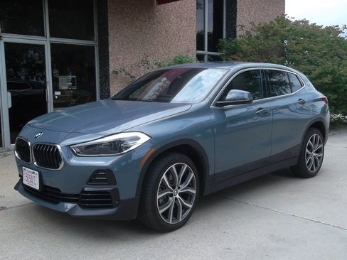 Used 2023 BMW X2 xDrive28i w/ Premium Package 2 AWD/4WD image 1