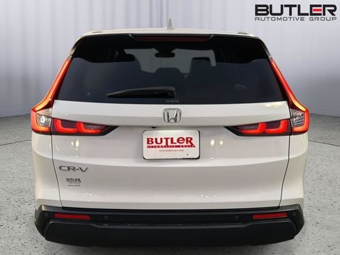 Used 2025 Honda CR-V EX-L image 5