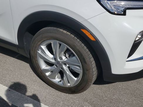 Certified 2024 Buick Encore GX Preferred w/ Comfort Package image 4