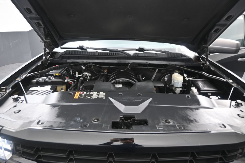 Used 2018 Chevrolet Silverado 1500 Custom RWD image 17