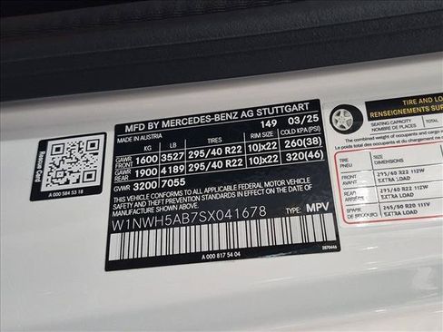 Used 2025 Mercedes-Benz G 63 AMG 4MATIC image 24