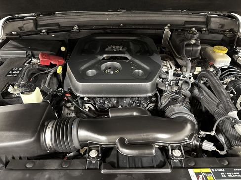 Used 2020 Jeep Wrangler Unlimited Sport AWD/4WD image 24