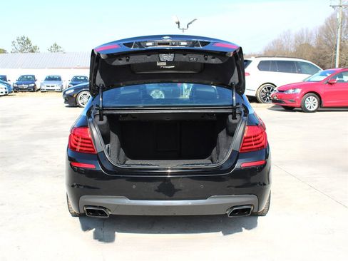 Used 2016 BMW 550i Sedan image 31