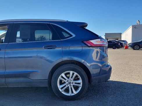 Used 2019 Ford Edge SEL w/ Equipment Group 201A image 9