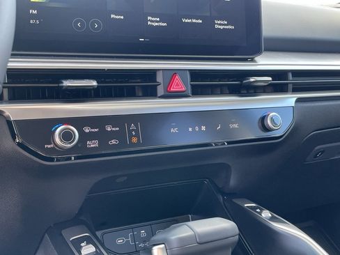 New 2026 Kia Sorento S w/ S Panoramic Sunroof Package image 15