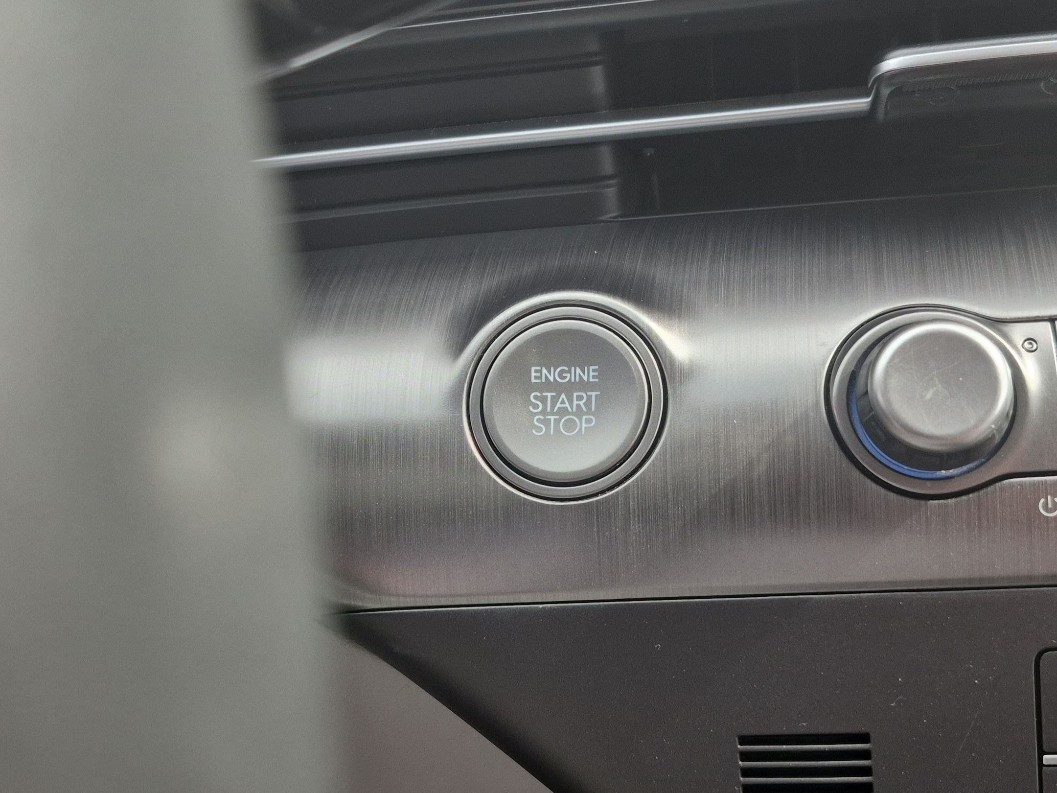 Certified 2024 Hyundai Kona SEL FWD image 21