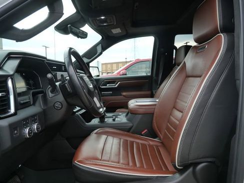 Used 2022 GMC Sierra 1500 Denali Ultimate image 11