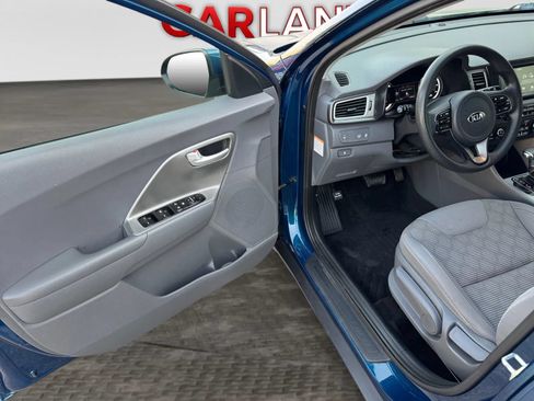 Used 2019 Kia Niro LX FWD image 10