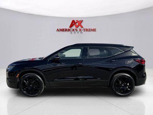 Used 2022 Chevrolet Blazer LT FWD image 2