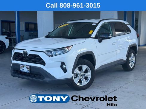 Used 2021 Toyota RAV4 XLE w/ Carpet Mat Package (TMS) FWD image 1