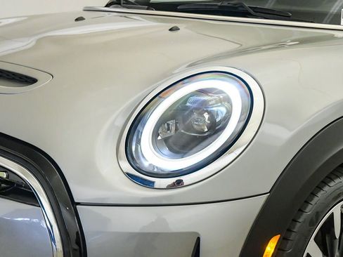 Certified 2024 MINI Cooper SE FWD image 9