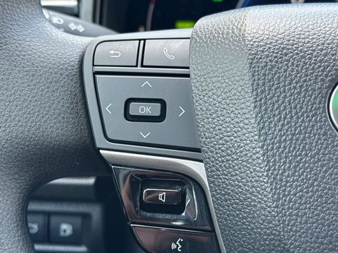 Certified 2025 Toyota Camry LE image 28