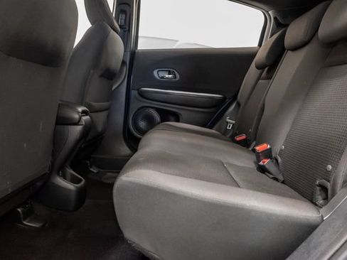 Used 2019 Honda HR-V Sport image 8