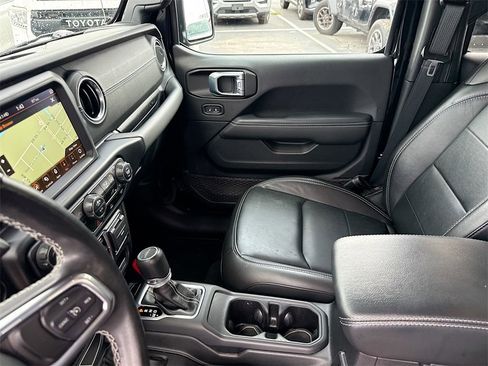 Used 2022 Jeep Gladiator Overland w/ Popular Equipment Package image 26