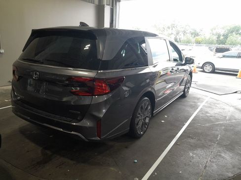 Used 2026 Honda Odyssey Touring image 6