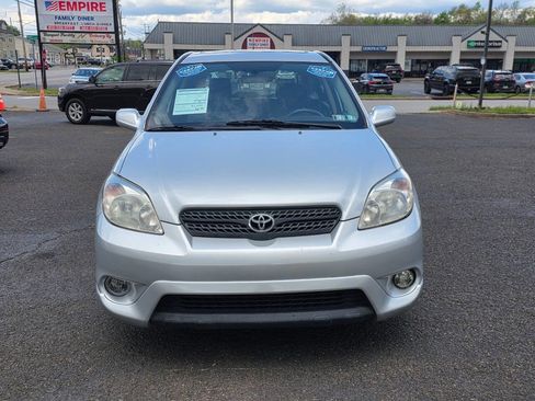 Used 2008 Toyota Matrix XR image 2