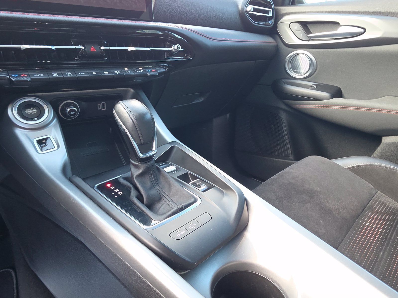 Used 2024 Dodge Hornet R/T Plus AWD/4WD image 21