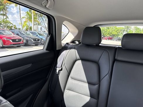 Used 2024 MAZDA CX-5 AWD 2.5 S w/ Select Package image 17