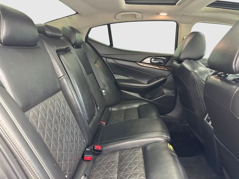 Used 2017 Nissan Maxima Platinum image 44