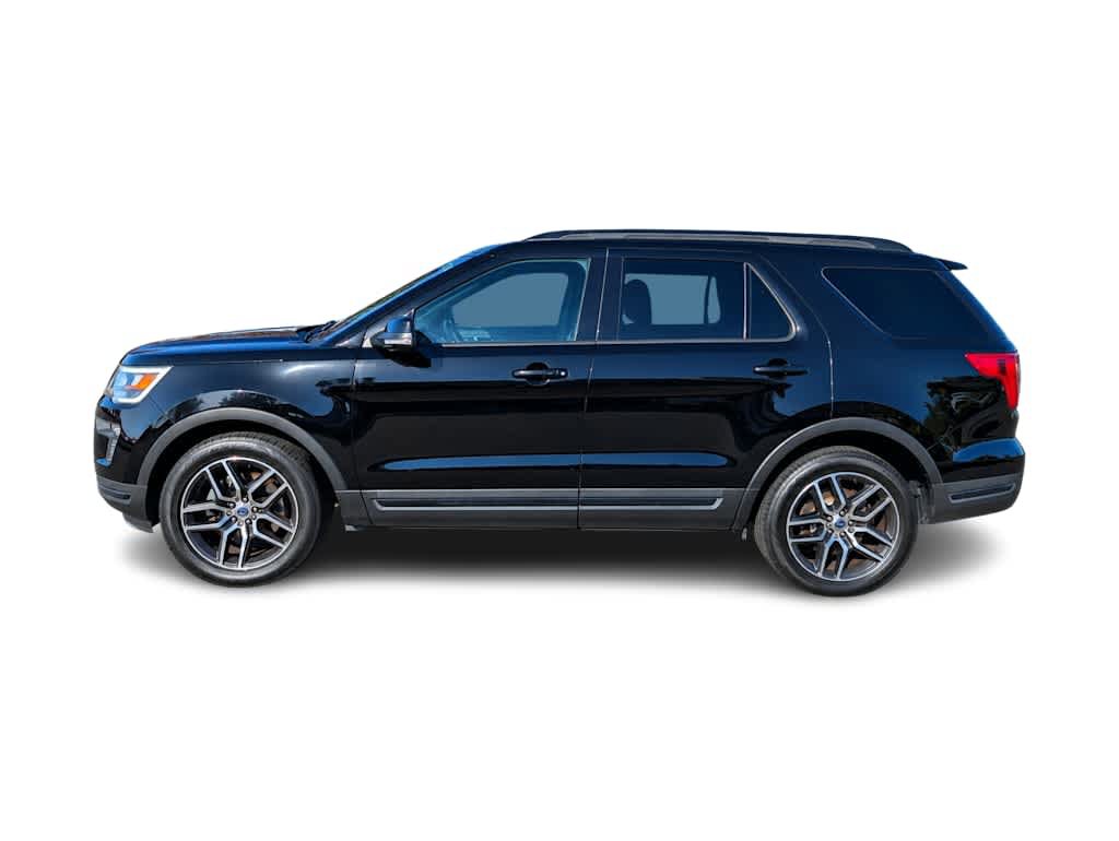 Used 2018 Ford Explorer Sport w/ Equipment Group 401A AWD/4WD image 3