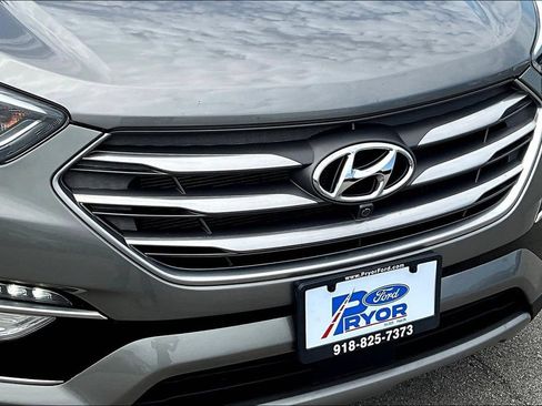Used 2018 Hyundai Santa Fe Sport w/ 2.0T Ultimate Tech Package 05 AWD/4WD image 30