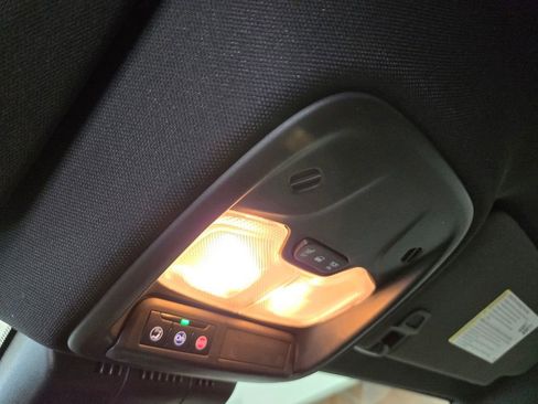 New 2025 GMC Canyon Elevation w/ Convenience Package image 7