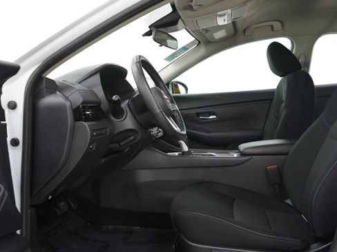 Used 2025 Nissan Sentra SV w/ All-Weather Package FWD image 23
