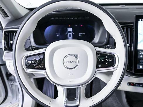 New 2026 Volvo XC90 T8 Ultra w/ Protection Package Premier AWD/4WD image 9