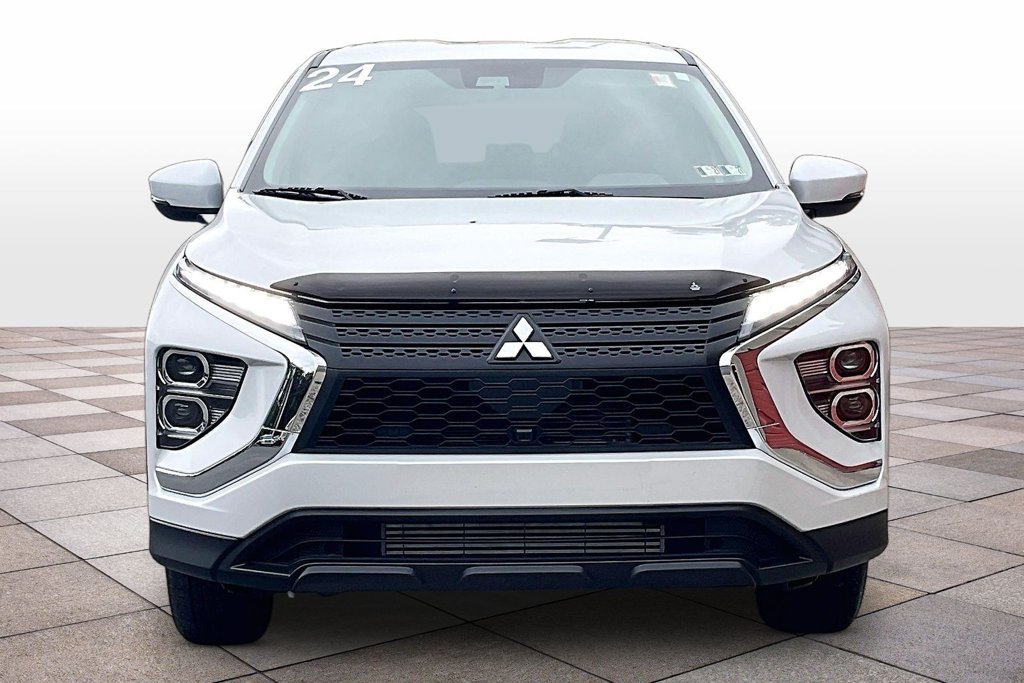 Used 2024 Mitsubishi Eclipse Cross ES AWD/4WD image 3