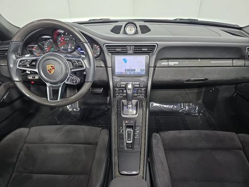 Certified 2019 Porsche 911 Targa 4 GTS AWD/4WD image 13