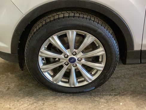 Used 2018 Ford Escape Titanium image 20