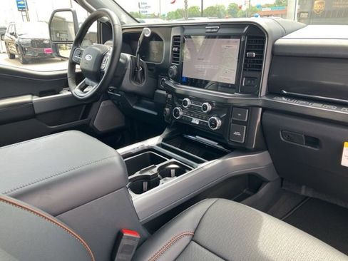 New 2025 Ford F250 Lariat w/ Lariat Ultimate Package image 15