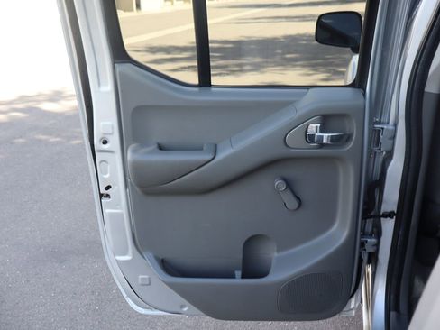 Used 2016 Nissan Frontier S AWD/4WD image 24