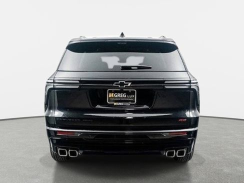 Used 2026 Chevrolet Traverse RS AWD/4WD image 8